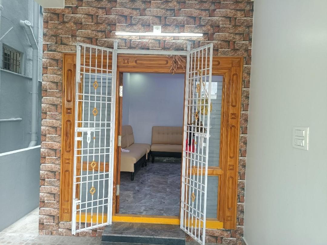 Rrrhomestay Tirupati Exterior photo